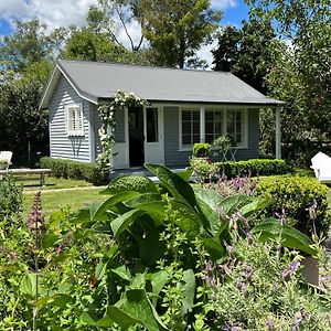 המילטון Gardeners' Cottage Exterior photo