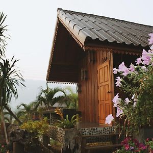 לואי Phuruarounmai Organic Living Resort Exterior photo