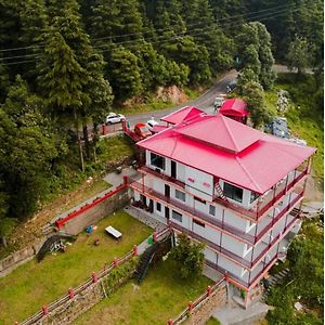 Himalayan Kiwi Resort, קנאטל Exterior photo