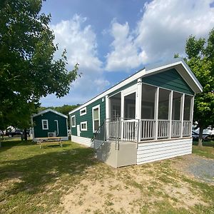 הוילה מילפורד Jellystone Park At Delaware Beaches Exterior photo