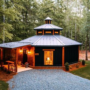 Marshallville Romantic Gazebo Cottage Exterior photo