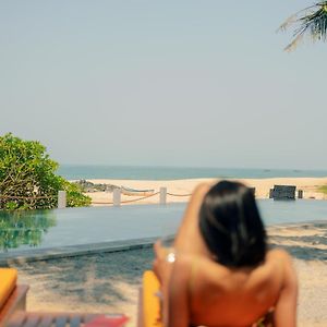 מלון אודופי The Postcard On The Arabian Sea Exterior photo