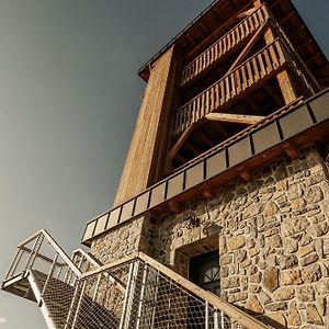 מלון Škofljica Gostilnica Orle - Sleeping In The Tower Exterior photo