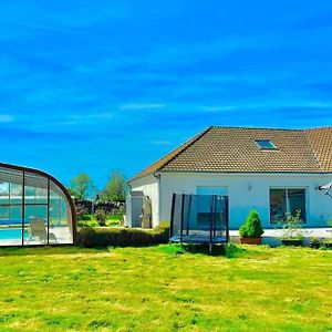 הוילה Conde-sur-Risle Maison Spacieuse Avec Piscine Exterior photo