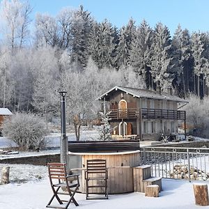 הוילה Darney White Wood Tiny House Exterior photo