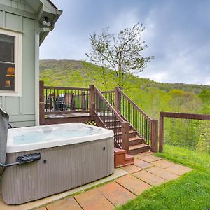 הוילה Pet-Friendly Boone Cabin With Mtn Views And Hot Tub! Exterior photo