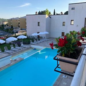 Pelago The Florence Hills Resort & Wellness Exterior photo