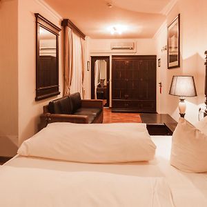 Hotel Aviv דרזדן Room photo