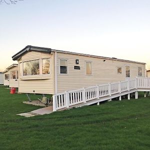 Huby Tollerton Holiday Park Exterior photo