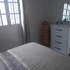 דירות מינדלו Maderalzinho Room photo
