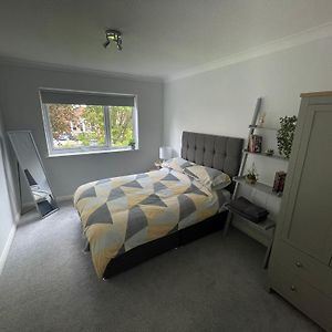Heybridge  Canal Side Retreat - 2 Bedroom Apartment Room photo