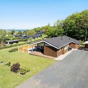 Løgstrup Lovely Home In Lgstrup With Kitchen Exterior photo