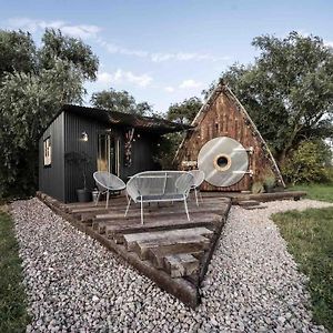 הוילה Unique Glamping Experience Near Ely & Cambridge Exterior photo