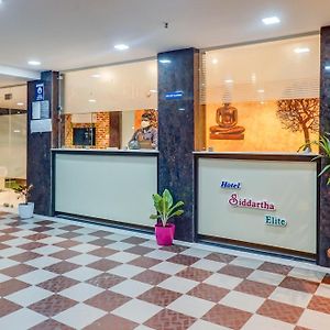 Gunadala Hotel Siddartha Elite Exterior photo