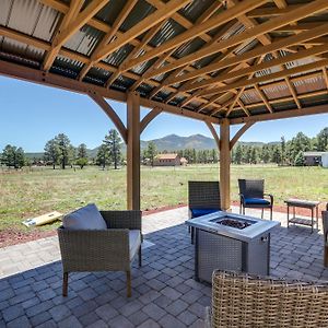 Williams Home With Fire Pit And Mountain Views! וויליאמס Exterior photo