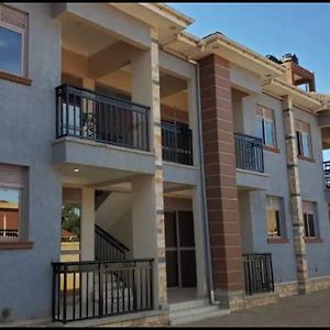 Bukoto Elite Homes B Exterior photo