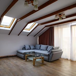 הוילה קורטאה דה ארגס Luxury Attic Exterior photo