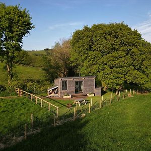 הוילה מיינהד Red Oaks Shepherds Hut Exterior photo