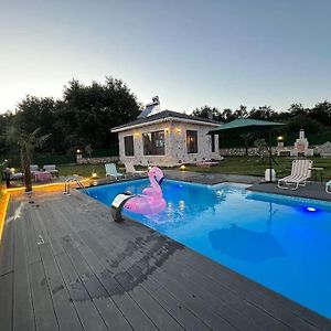Kandira Medasuite Stone House With Pool And Jacuzzi Exterior photo