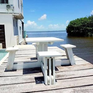 בליז סיטי See Belize Bay Ground Floor Cozy Sea View Economy Studio With Infinity Pool & Overwater Deck Exterior photo
