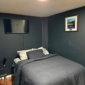 אירבינגטון Fidelia Room C, Queen Bed Minutes From Newark Liberty International Airport And Newark Penn Station Exterior photo