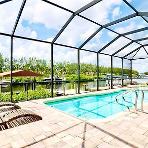 בריידנטון Serenity & Luxury: Waterfront Oasis W Private Pool Exterior photo