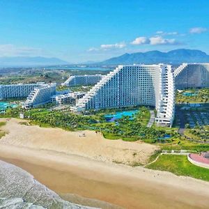 Mieu Ong Ocean View Cam Ranh Beach Resort Exterior photo