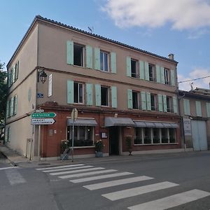 Beaumont-de-Lomagne Hotel Le Normandy Exterior photo