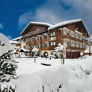 Trail Hotel אוברשטאופן Exterior photo