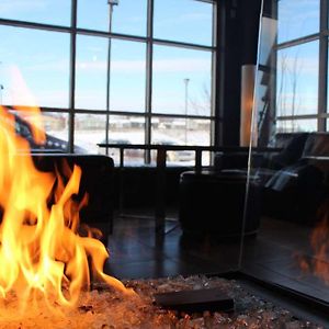 L'Ancienne-Lorette Grand Times Hotel Quebec City Airport Interior photo