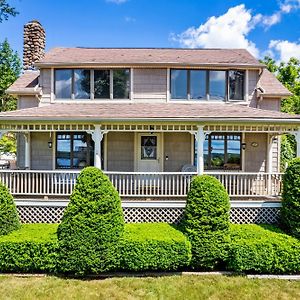 הוילה East Hampton Grammy'S Lake House W Private Waterfront Access Exterior photo