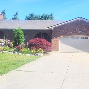 טורולד Cozy Home Close To Attractions In Niagara Falls Exterior photo