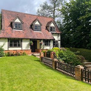 ביקונספילד Classic Chilterns Cottage In Lovely Countryside Exterior photo