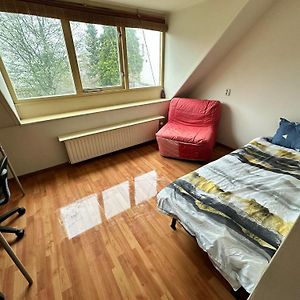 אוטרכט Twin-Bed Room In Charming Home Exterior photo