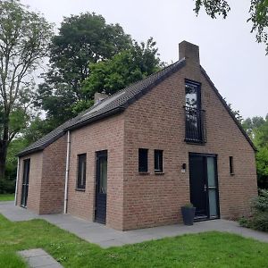 Ewijk Vakantiewoning Maas En Waal 100 Exterior photo