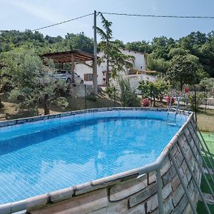 Amazing Home In Castelnuovo Di Farfa With Kitchen Exterior photo