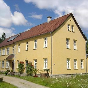 Ferienwohnung Altes Schulhaus In Leithen - ברנריד Exterior photo