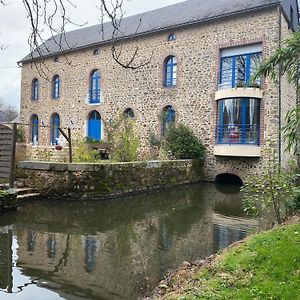 דירות Montsûrs Le Moulin De Meral Exterior photo