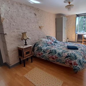 לינה וארוחת בוקר Cartelegue Chambre 3 Le Clos Des Quatre Lieues Exterior photo