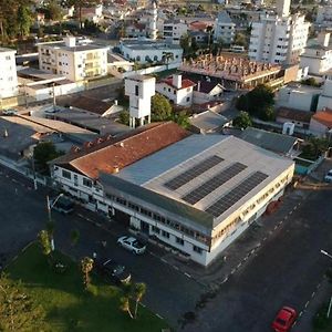 לאגס Hotel Rodeio Exterior photo