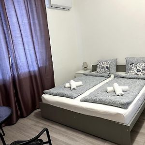 מלון אורבייניאש Aniiza Apartman 2 Exterior photo