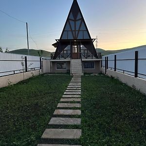 דירות Slavyanka A Frame House Exterior photo