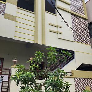 מלון Mandapeta Kalyani Residency Exterior photo