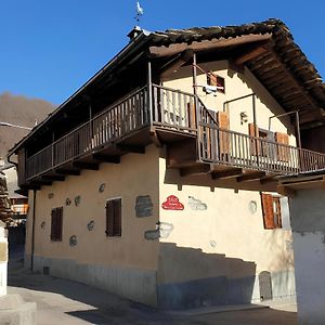 סמפיירה B&B Antica Casa Occitana Exterior photo