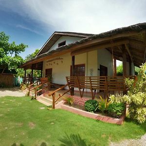 מלון Batangas Pamana Beach House Exterior photo