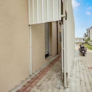 העיר בנגלור Oyo Hotel Bungalow Inn Lodging & Boarding Exterior photo