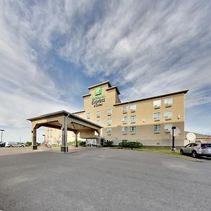 ניסקו Holiday Inn Express Hotel & Suites - Edmonton International Airport, An Ihg Hotel Exterior photo