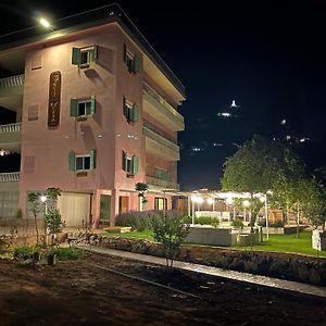 Beit Mirna Guesthouse - עדן Exterior photo