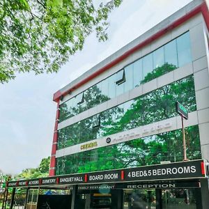 Alappuzha Oyo Flagship Hotel Gago Exterior photo