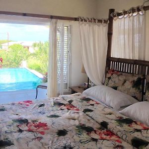 Remarkable 3-Bed Villa In קרייסט צ'רץ' Exterior photo